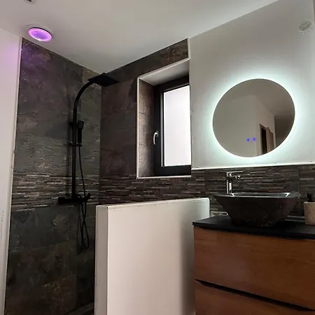 Studio Avec Spa Vue Moselle Сasa de vacaciones Dinozé
